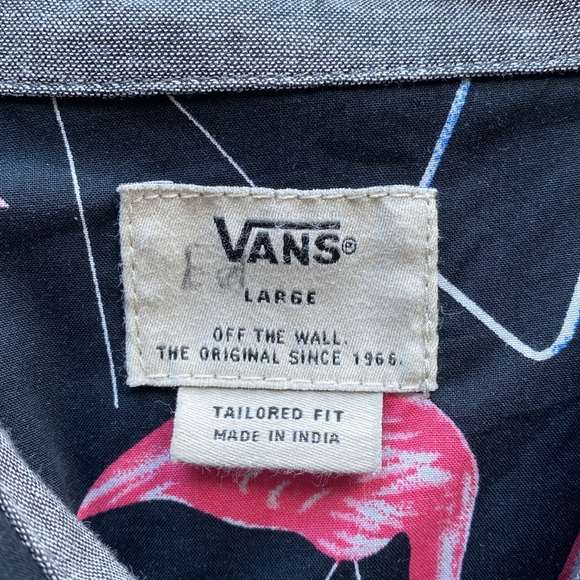 Vans short sleeve button shirt - Picture 4 of 5